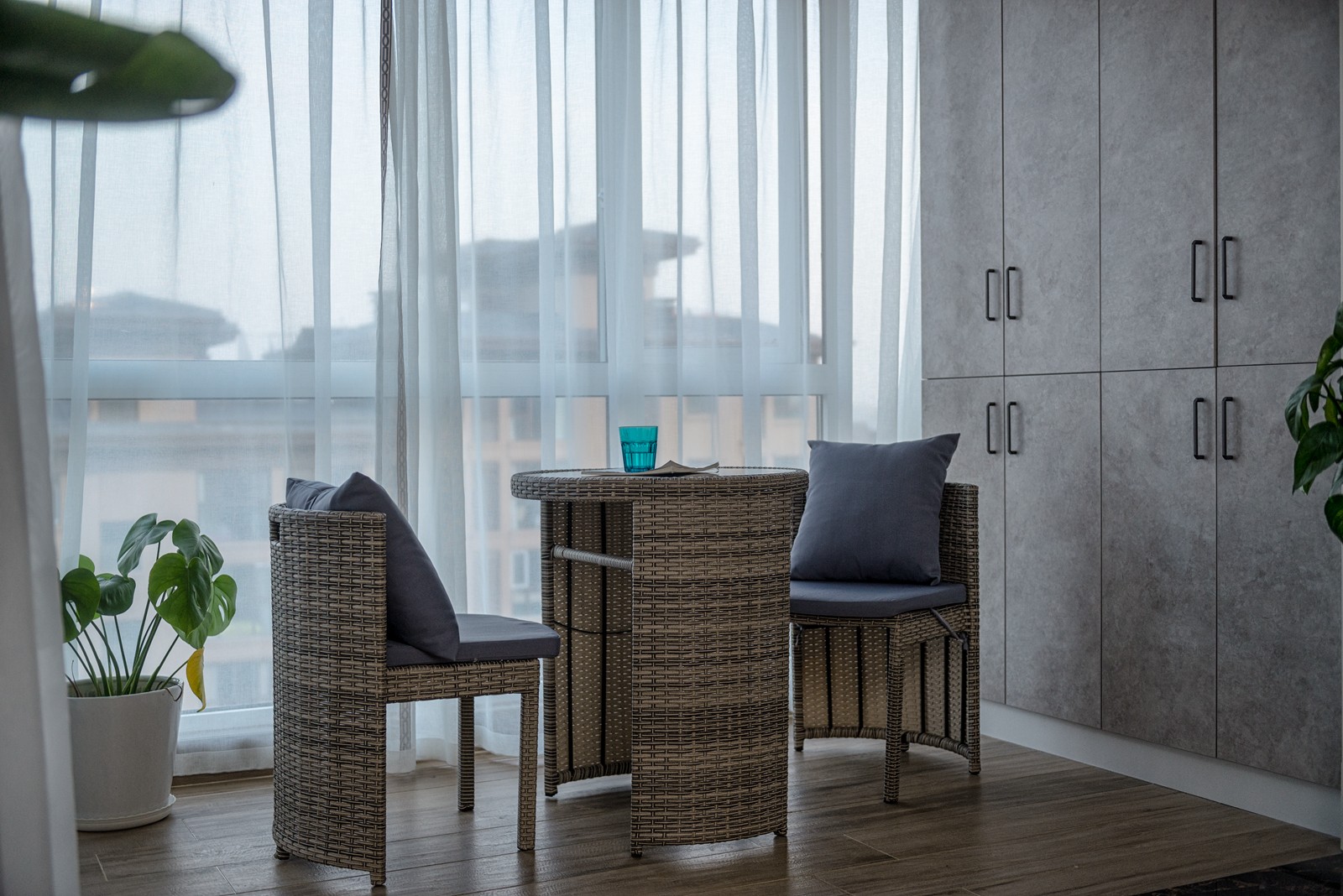 裝修公司現(xiàn)代簡約風(fēng)格室內(nèi)裝修效果圖-陽臺 裝修公司現(xiàn)代簡約風(fēng)格室內(nèi)裝修效果圖-陽臺