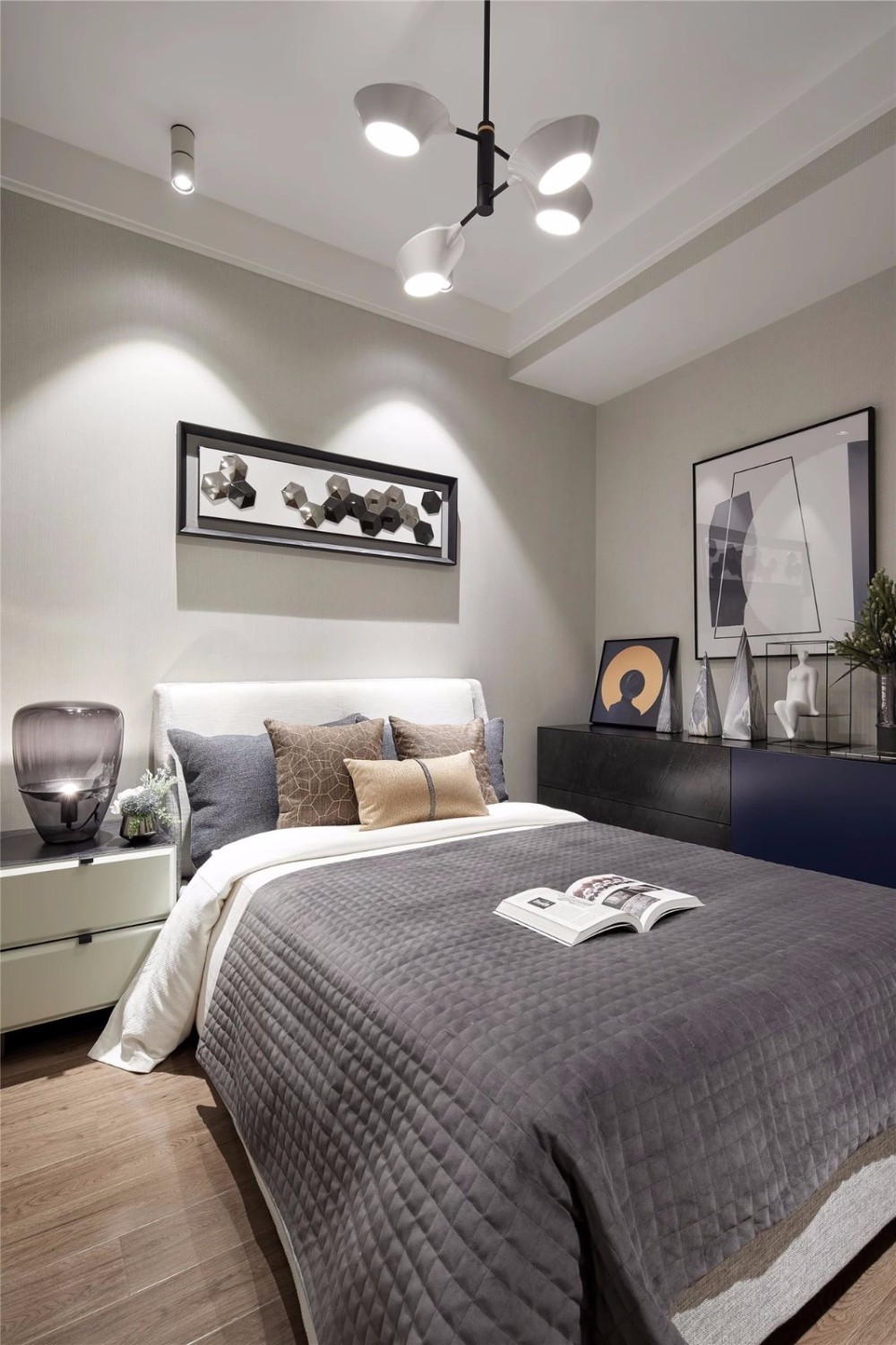 北歐輕奢風(fēng)格室內(nèi)設(shè)計家裝案例-次臥 北歐輕奢風(fēng)格室內(nèi)設(shè)計家裝案例-次臥