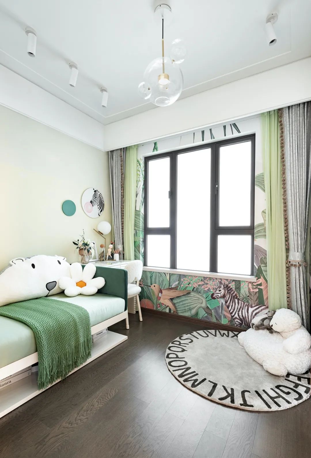 現(xiàn)代摩登風(fēng)格室內(nèi)設(shè)計(jì)家裝案例-兒童房 現(xiàn)代摩登風(fēng)格室內(nèi)設(shè)計(jì)家裝案例-兒童房