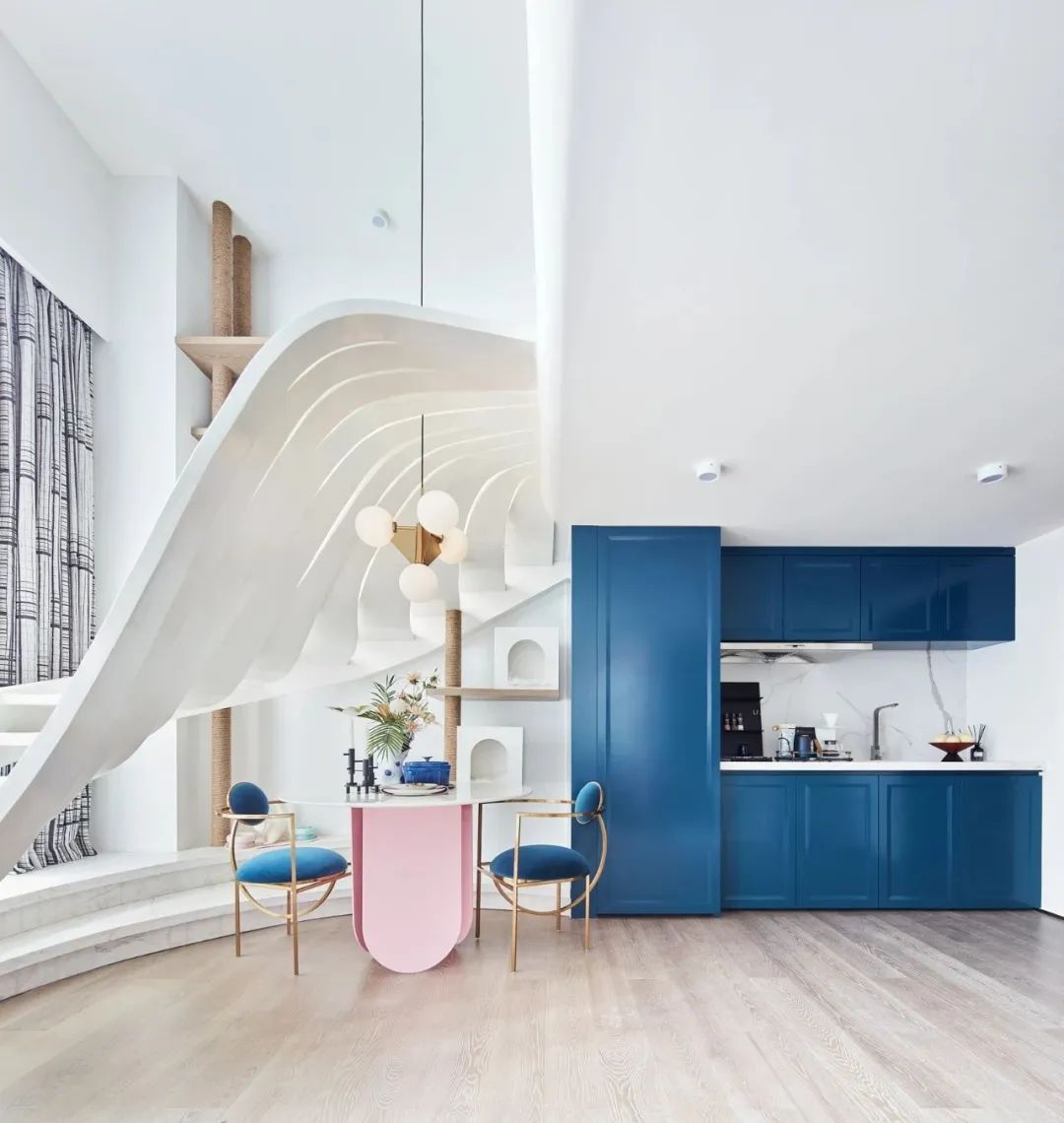 現(xiàn)代輕奢風(fēng)格公寓室內(nèi)裝修設(shè)計(jì)-廚餐廳 現(xiàn)代輕奢風(fēng)格公寓室內(nèi)裝修設(shè)計(jì)-廚餐廳