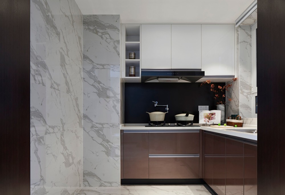 港式現(xiàn)代風格室內家裝案例效果圖-廚房 港式現(xiàn)代風格室內家裝案例效果圖-廚房