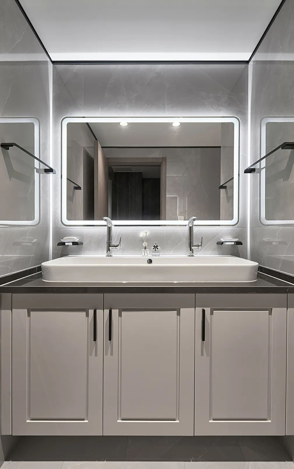 新中式風(fēng)格室內(nèi)設(shè)計家裝案例-衛(wèi)生間 新中式風(fēng)格室內(nèi)設(shè)計家裝案例-衛(wèi)生間