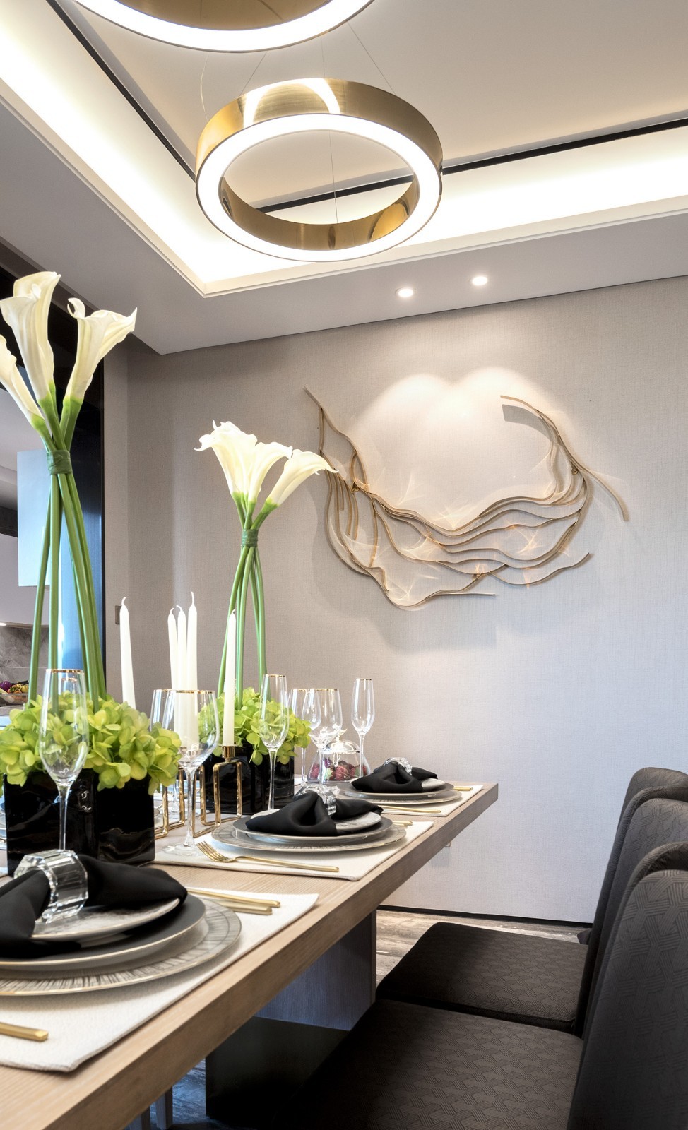 現(xiàn)代簡約風(fēng)格室內(nèi)設(shè)計(jì)家裝案例-餐廳 現(xiàn)代簡約風(fēng)格室內(nèi)設(shè)計(jì)家裝案例-餐廳