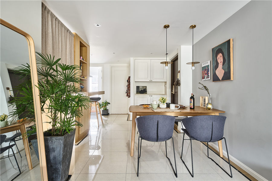 現(xiàn)代原木風格家裝設(shè)計室內(nèi)裝修效果圖-餐廳 現(xiàn)代原木風格家裝設(shè)計室內(nèi)裝修效果圖-餐廳