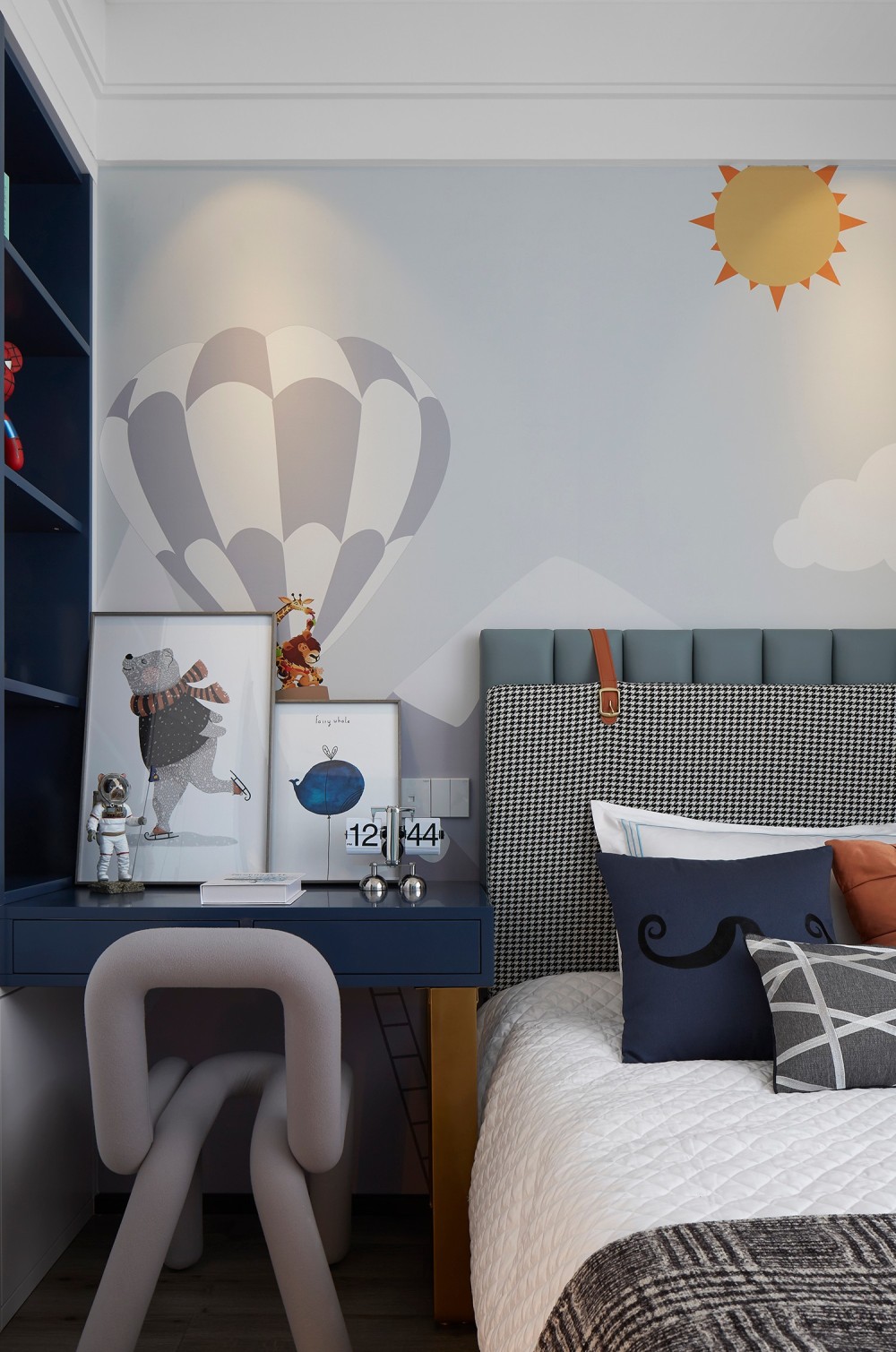 港式現(xiàn)代風格室內家裝案例效果圖-兒童房 港式現(xiàn)代風格室內家裝案例效果圖-兒童房