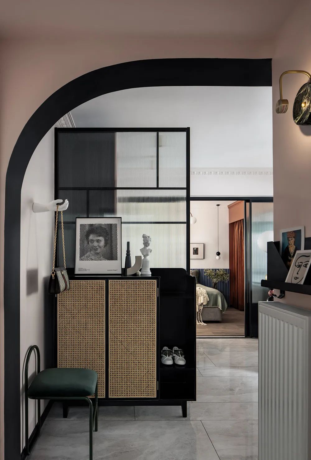 美式輕奢風(fēng)格室內(nèi)設(shè)計家裝案例-玄關(guān) 美式輕奢風(fēng)格室內(nèi)設(shè)計家裝案例-玄關(guān)