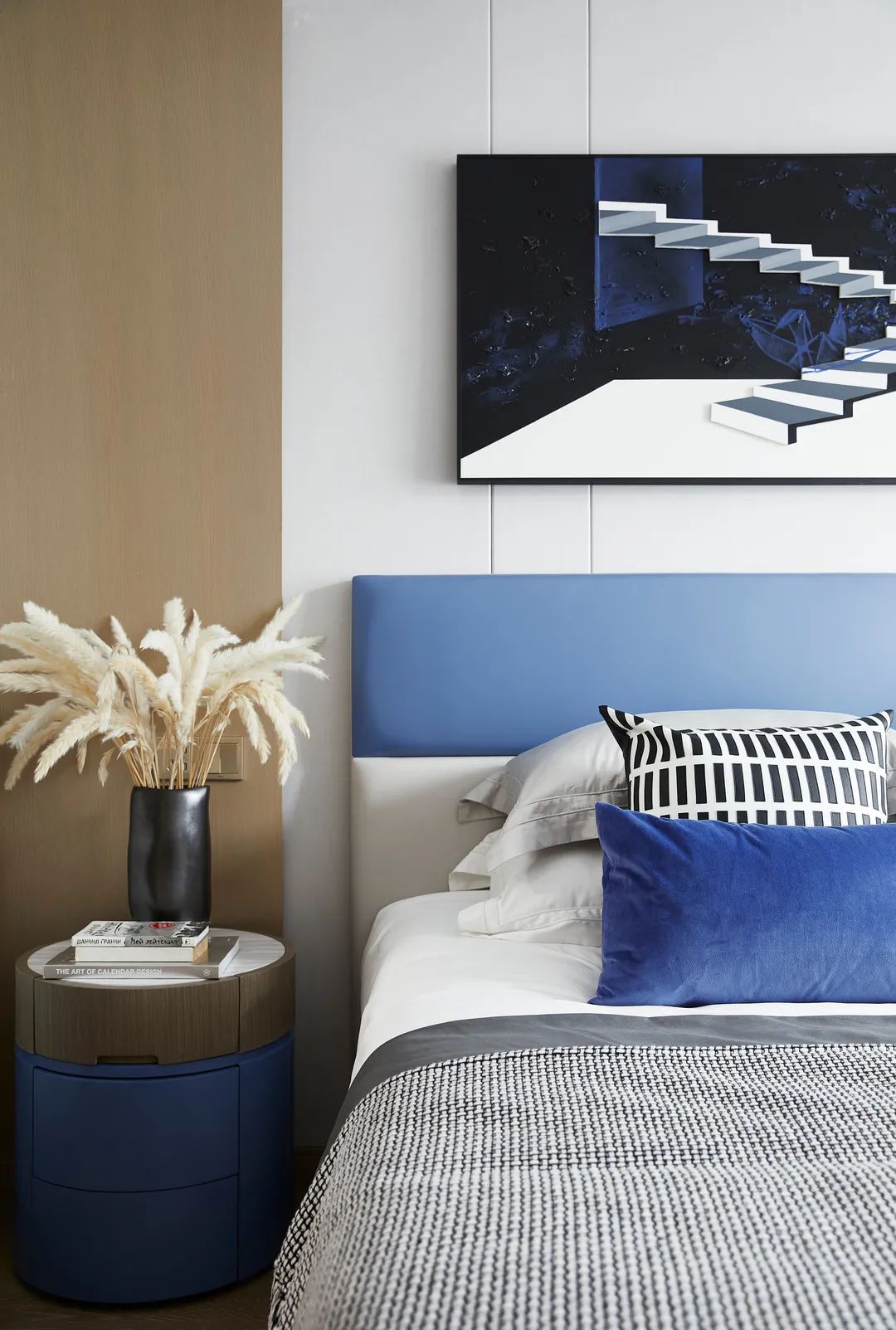 現(xiàn)代簡約風格室內(nèi)設計家裝案例-臥室 現(xiàn)代簡約風格室內(nèi)設計家裝案例-臥室