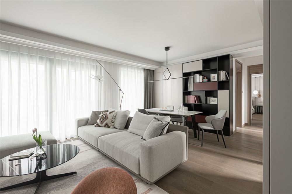 佛山市保利閱江臺現(xiàn)代簡約風格三居室裝修案例