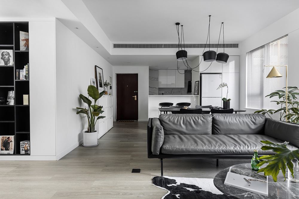 南寧市盛天華府現(xiàn)代簡約風(fēng)格三居室裝修案例