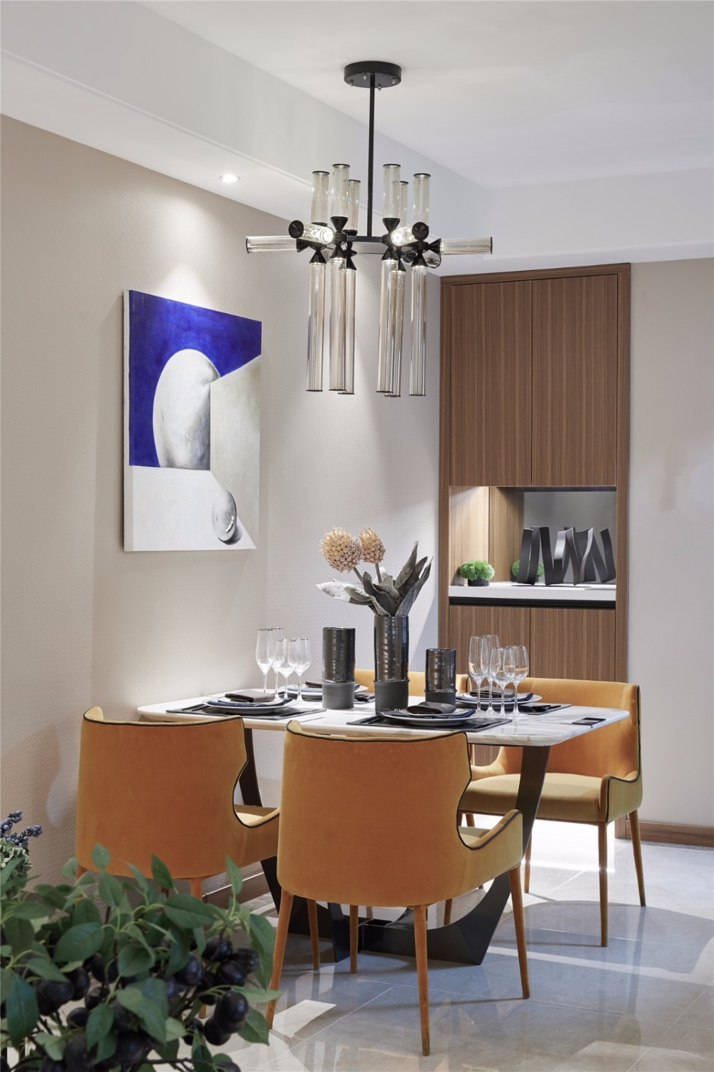 北歐輕奢風(fēng)格室內(nèi)設(shè)計家裝案例-餐廳 北歐輕奢風(fēng)格室內(nèi)設(shè)計家裝案例-餐廳