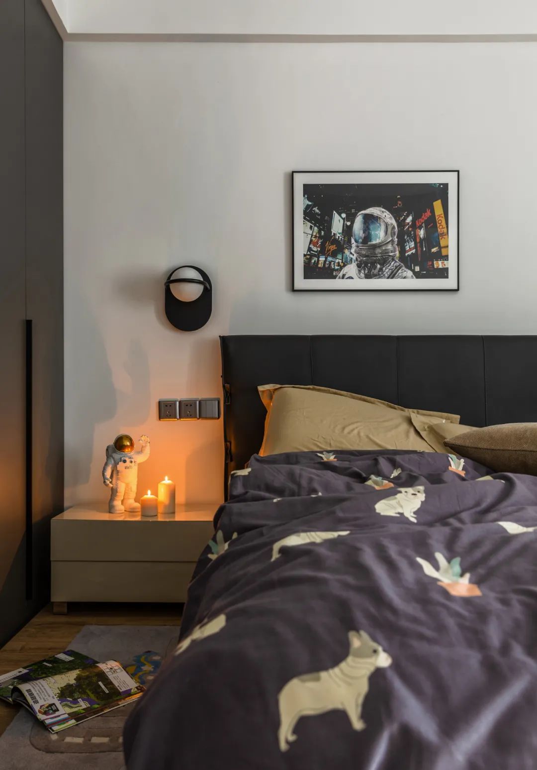 現(xiàn)代摩登風格室內(nèi)設計家裝案例-次臥 現(xiàn)代摩登風格室內(nèi)設計家裝案例-次臥