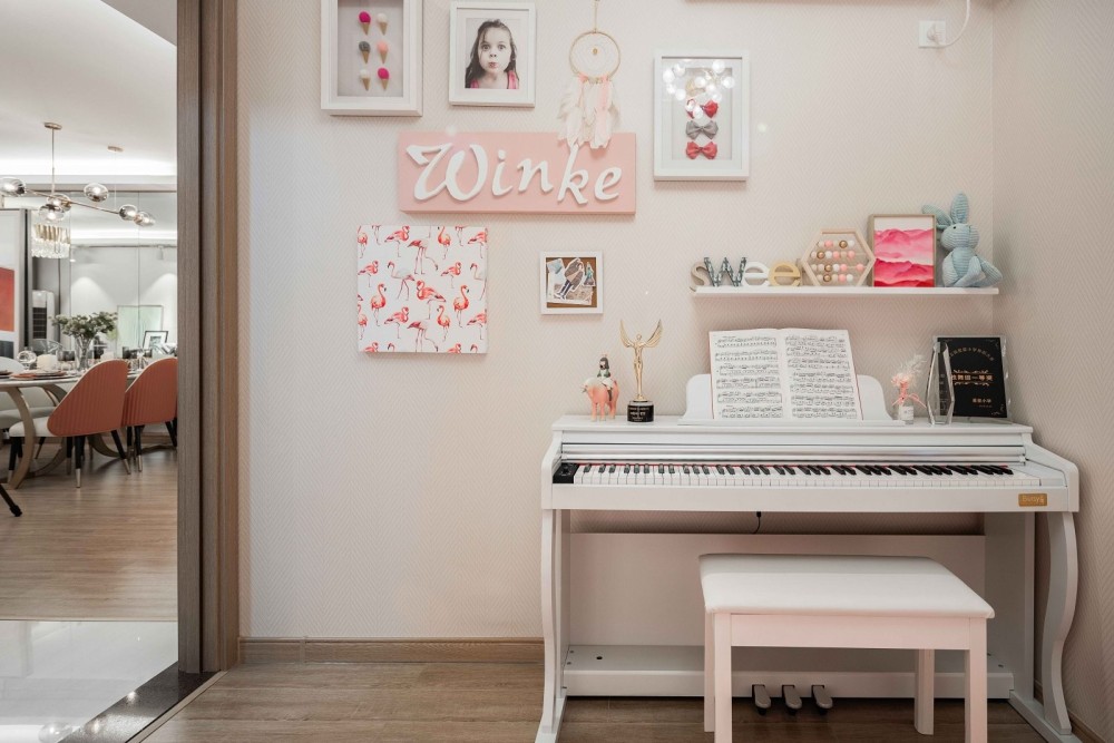 歐式輕奢風(fēng)格室內(nèi)家裝案例效果圖-書房 歐式輕奢風(fēng)格室內(nèi)家裝案例效果圖-書房