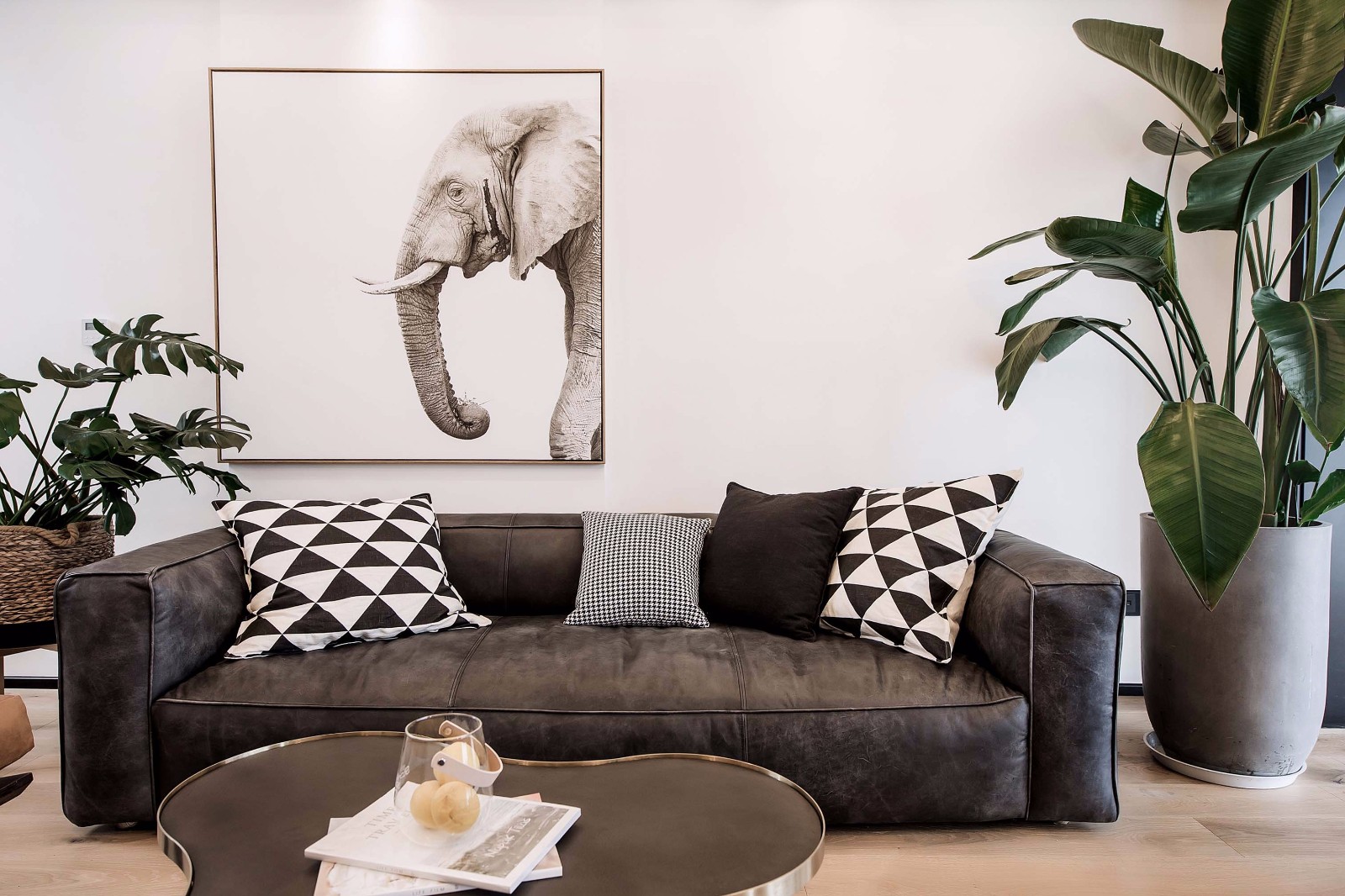 廣州裝修公司北歐風(fēng)格室內(nèi)裝修效果圖-客廳 廣州裝修公司北歐風(fēng)格室內(nèi)裝修效果圖-客廳