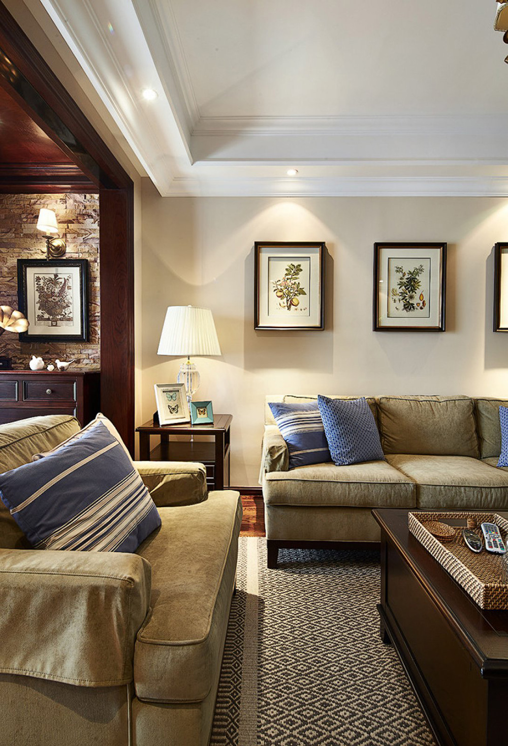 田園風(fēng)格室內(nèi)裝修效果圖-新會(huì)駿景灣豪庭三居130平米-客廳沙發(fā) 田園風(fēng)格室內(nèi)裝修效果圖-新會(huì)駿景灣豪庭三居130平米-客廳沙發(fā)