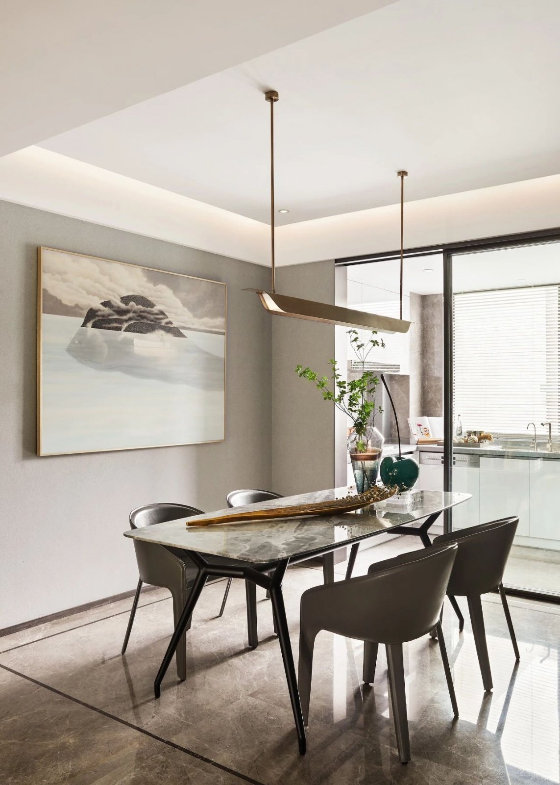 現(xiàn)代輕奢風格室內(nèi)設計家裝案例-餐廳