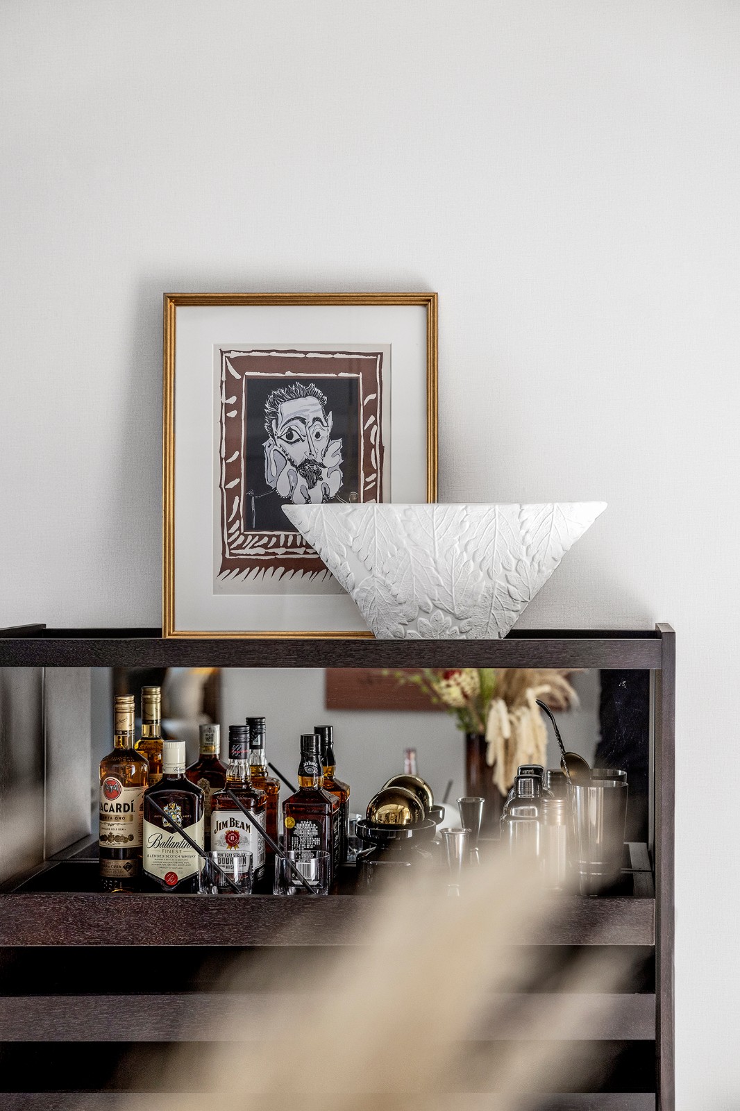 現(xiàn)代輕奢風(fēng)格室內(nèi)設(shè)計(jì)家裝案例-酒柜 現(xiàn)代輕奢風(fēng)格室內(nèi)設(shè)計(jì)家裝案例-酒柜