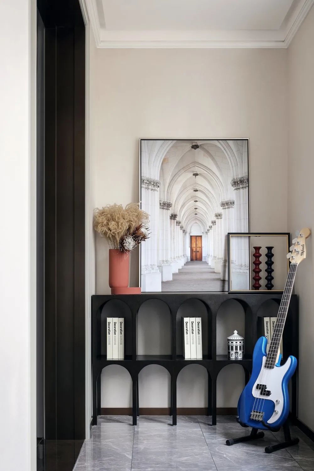 現(xiàn)代歐式風(fēng)格室內(nèi)設(shè)計(jì)家裝案例-過道 現(xiàn)代歐式風(fēng)格室內(nèi)設(shè)計(jì)家裝案例-過道