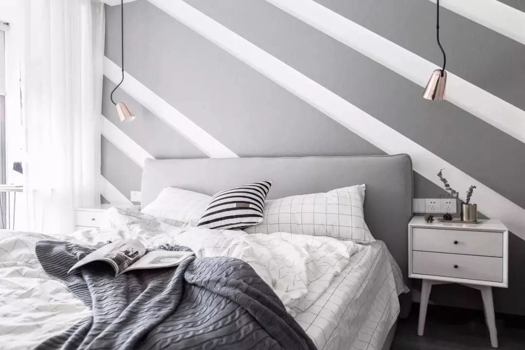 現(xiàn)代簡約風(fēng)格室內(nèi)設(shè)計(jì)家裝案例-主臥 現(xiàn)代簡約風(fēng)格室內(nèi)設(shè)計(jì)家裝案例-主臥