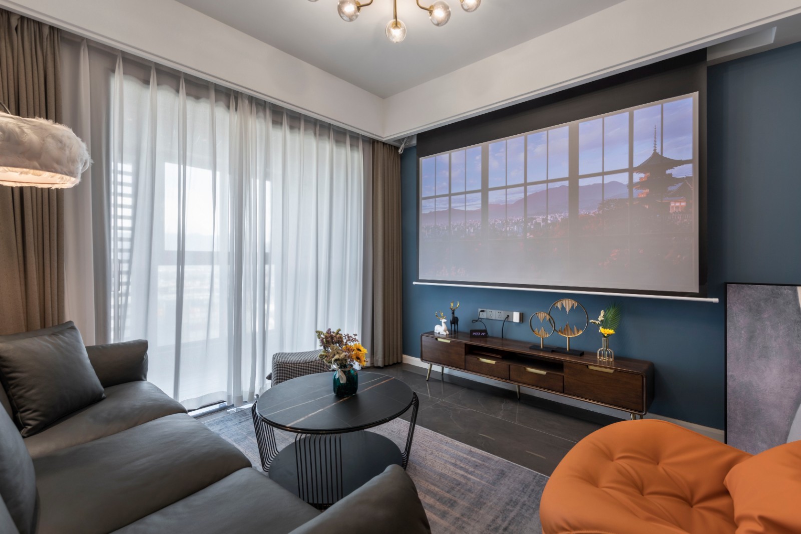 現(xiàn)代輕奢風格靜謐灰室內家裝設計-客廳 現(xiàn)代輕奢風格靜謐灰室內家裝設計-客廳