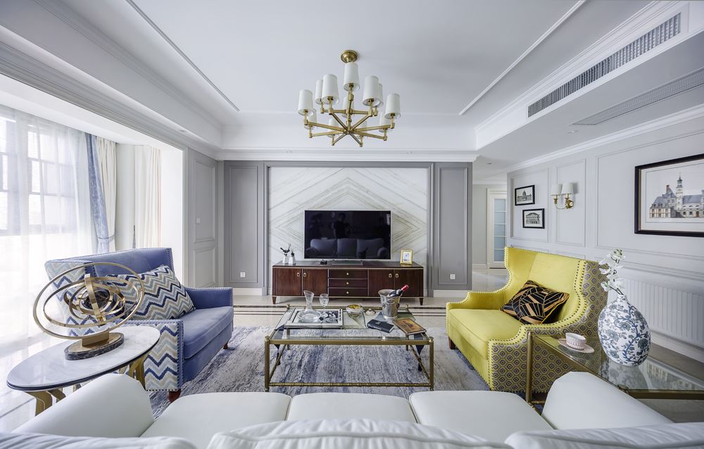 湛江市萬(wàn)象凱旋灣歐式風(fēng)格四居室裝修案例