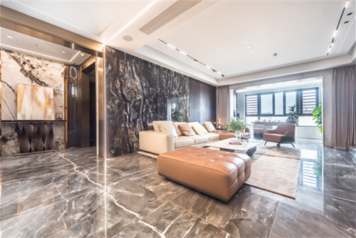 ?？谑凶锨G花園二區(qū)輕奢風格四居室裝修案例